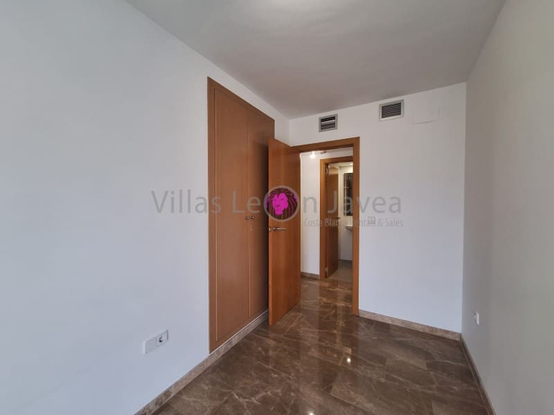 3 soveværelse Lejlighed til leje i Javea / Xabia med garage - € 1.100 (Ref: 9605303)