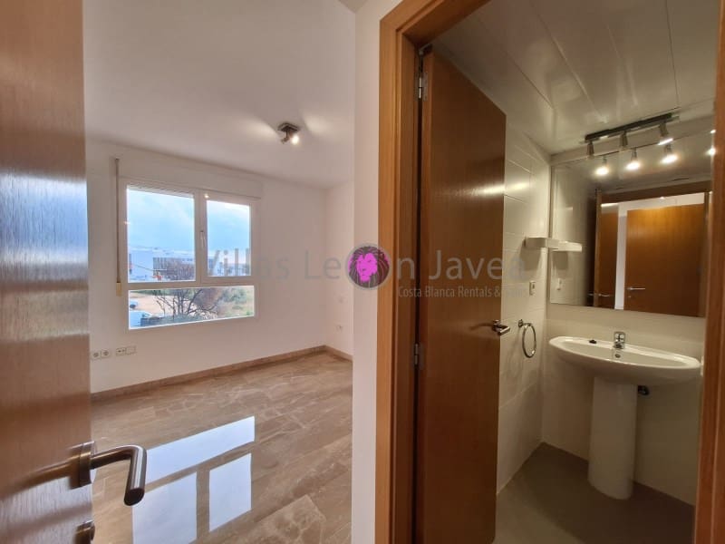 3 soveværelse Lejlighed til leje i Javea / Xabia med garage - € 1.100 (Ref: 9605303)