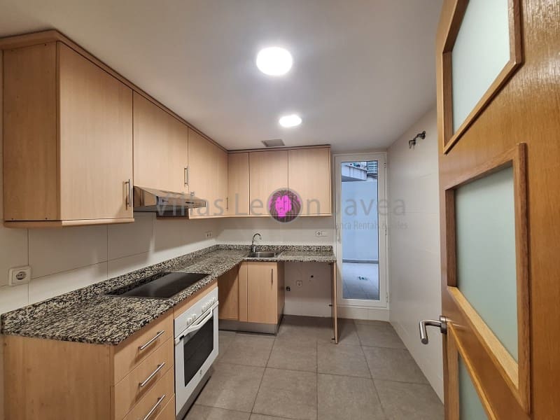 3 soveværelse Lejlighed til leje i Javea / Xabia med garage - € 1.100 (Ref: 9605303)