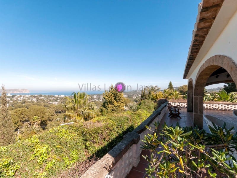 8 sypialnia Willa na sprzedaż w Javea / Xabia z basenem garażem - 2 350 000 € (Ref: 9627789)