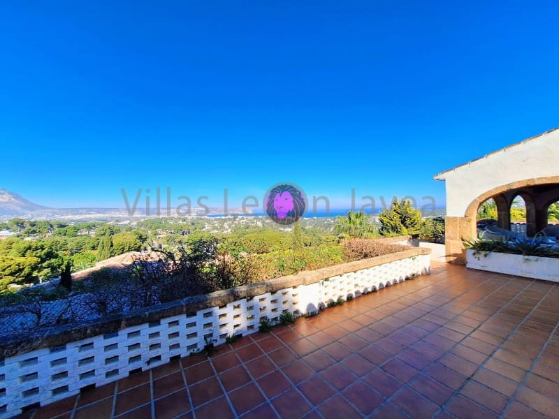 8 sypialnia Willa na sprzedaż w Javea / Xabia z basenem garażem - 2 350 000 € (Ref: 9627789)