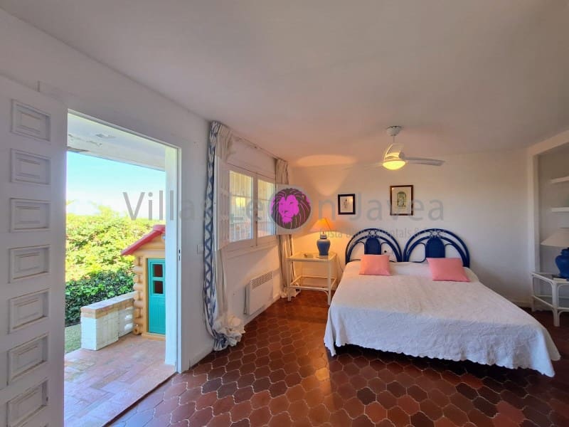 8 sypialnia Willa na sprzedaż w Javea / Xabia z basenem garażem - 2 350 000 € (Ref: 9627789)