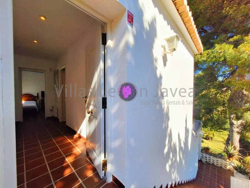 8 sypialnia Willa na sprzedaż w Javea / Xabia z basenem garażem - 2 350 000 € (Ref: 9627789)