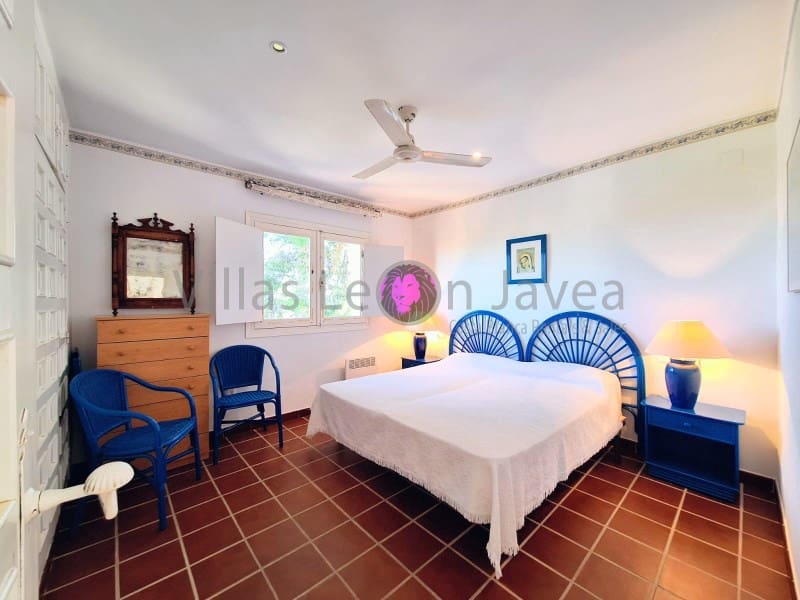 8 sypialnia Willa na sprzedaż w Javea / Xabia z basenem garażem - 2 350 000 € (Ref: 9627789)