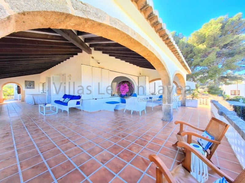 8 sypialnia Willa na sprzedaż w Javea / Xabia z basenem garażem - 2 350 000 € (Ref: 9627789)