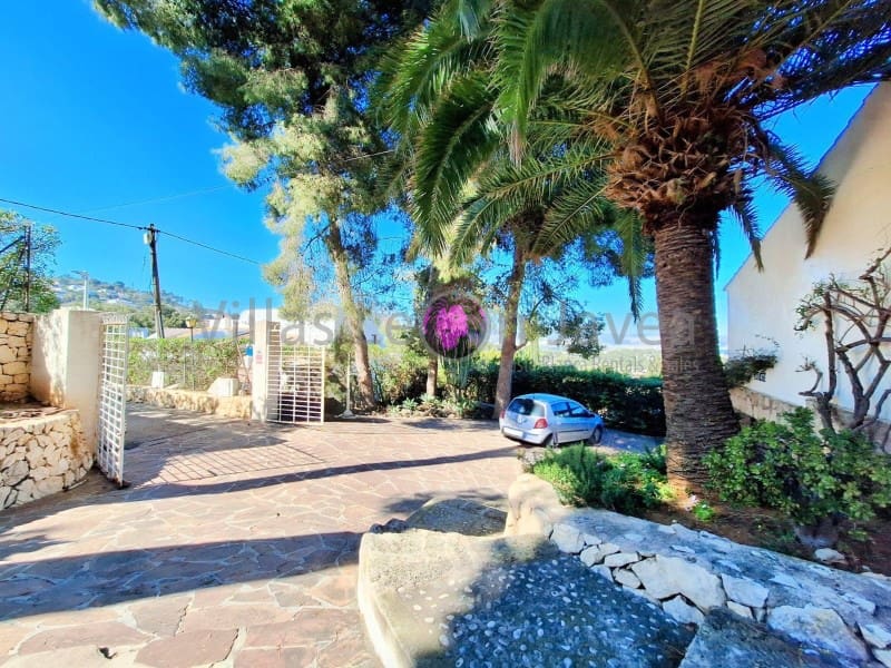 8 sypialnia Willa na sprzedaż w Javea / Xabia z basenem garażem - 2 350 000 € (Ref: 9627789)