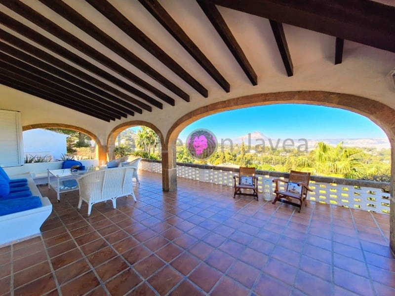 8 sypialnia Willa na sprzedaż w Javea / Xabia z basenem garażem - 2 350 000 € (Ref: 9627789)