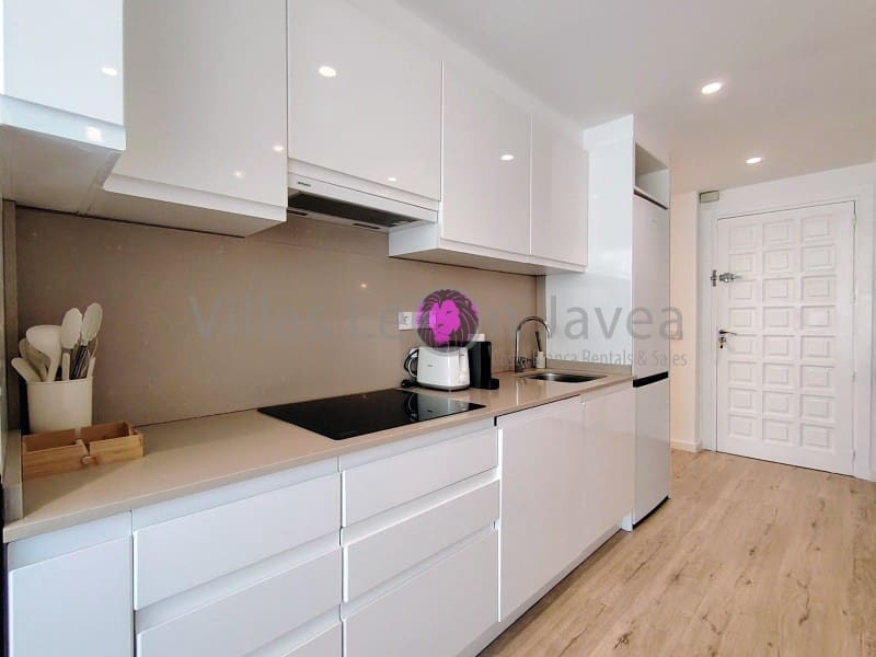 3 quarto Apartamento para arrendamento para férias em Javea / Xabia com Garagem - 1 239 € (Ref: 9630272)