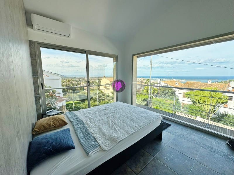 5 soverom Villa til salgs i Denia med svømmebasseng garasje - € 785 000 (Ref: 9670522)