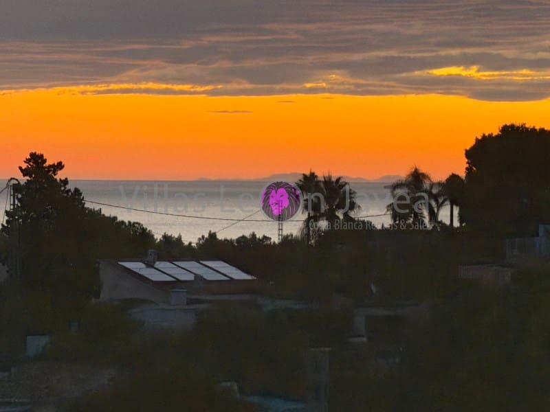 5 soverom Villa til salgs i Denia med svømmebasseng garasje - € 785 000 (Ref: 9670522)