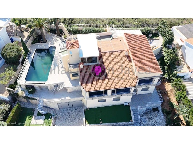 5 soverom Villa til salgs i Denia med svømmebasseng garasje - € 785 000 (Ref: 9670522)