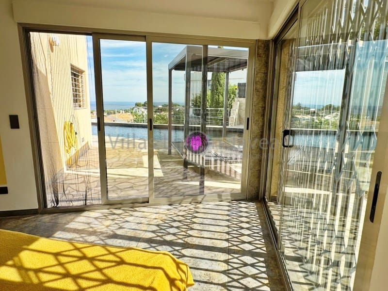 5 soverom Villa til salgs i Denia med svømmebasseng garasje - € 785 000 (Ref: 9670522)