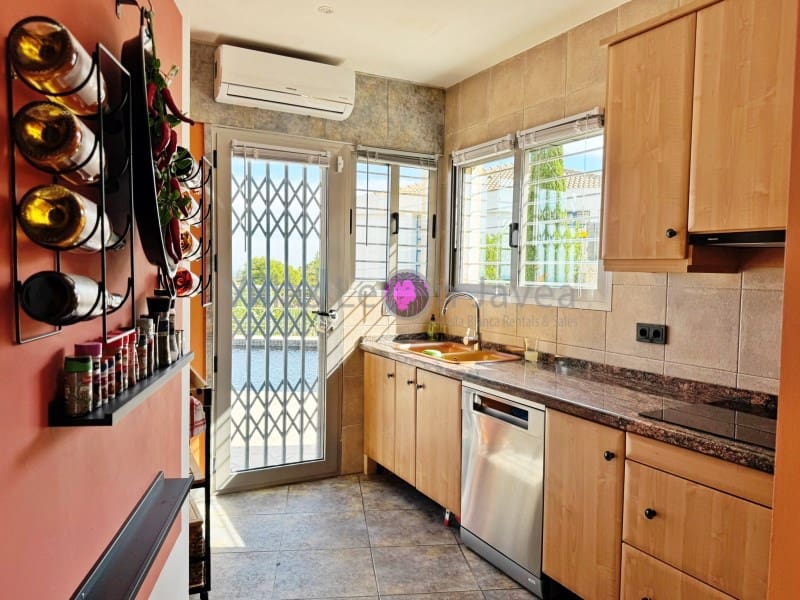 5 soverom Villa til salgs i Denia med svømmebasseng garasje - € 785 000 (Ref: 9670522)