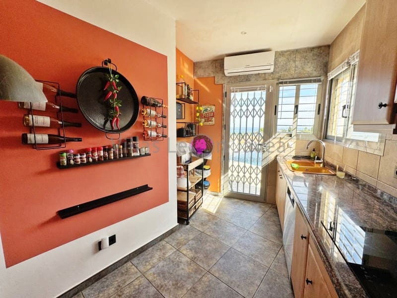 5 soverom Villa til salgs i Denia med svømmebasseng garasje - € 785 000 (Ref: 9670522)