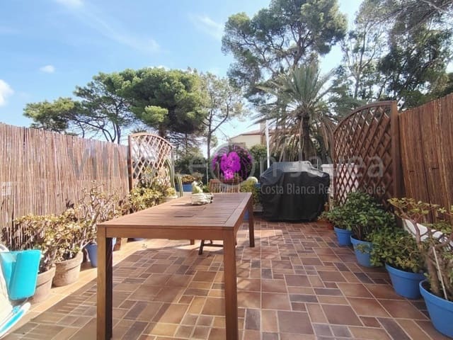Maison de Ville de 2 chambres à louer à Montañar - El Arenal, Javea / Xàbia - 950 € (Ref: 9714858)