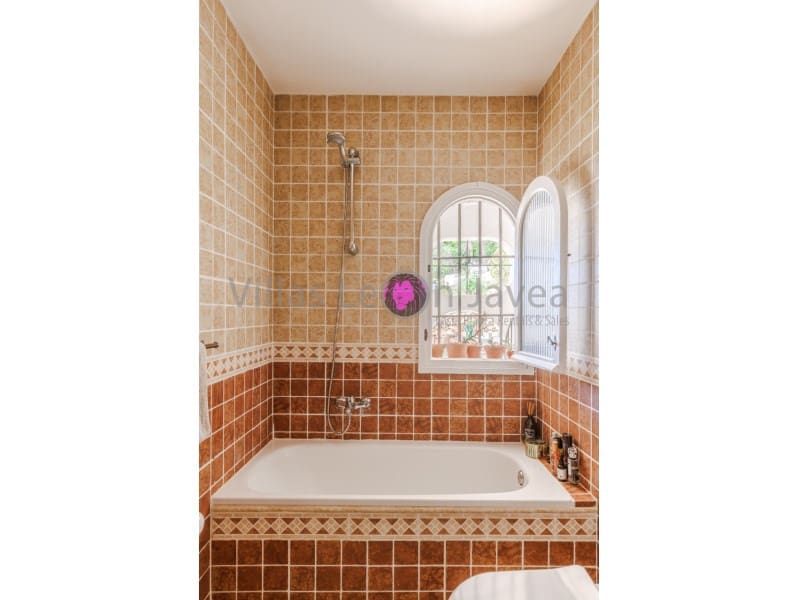 4 bedroom Townhouse for sale in Javea / Xabia with pool garage - € 449,500 (Ref: 9719833)