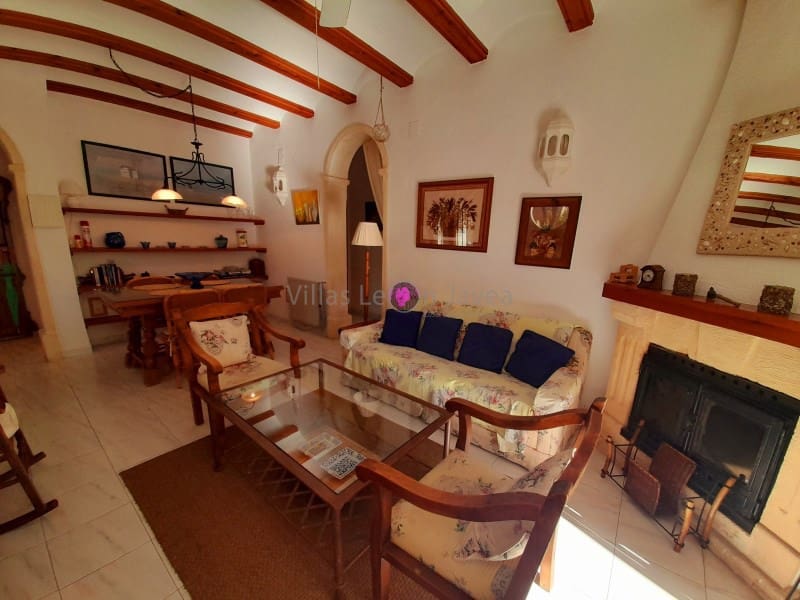 2 slaapkamer Appartement te huur in Javea / Xabia - € 900 (Ref: 9723593)