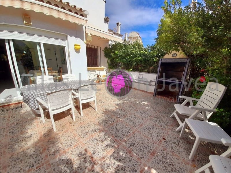 2 slaapkamer Appartement te huur in Javea / Xabia - € 900 (Ref: 9723593)