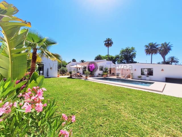 5 bedroom Villa for rent in Partida Tosal - Zona del Castellans, Javea / Xàbia with pool - € 5,450 (Ref: 9723594)