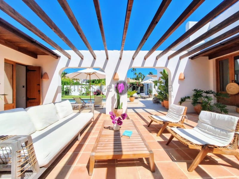 5 makuuhuone Huvila vuokrattavana paikassa Javea / Xabia mukana uima-altaan - 5 450 € (Ref: 9723594)