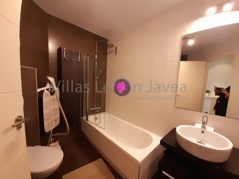 Appartement de 2 chambres à louer à Javea / Xabia avec piscine garage - 1 550 € (Ref: 9723597)