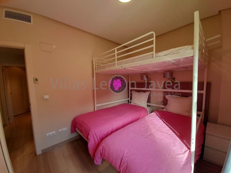 Appartement de 2 chambres à louer à Javea / Xabia avec piscine garage - 1 550 € (Ref: 9723597)