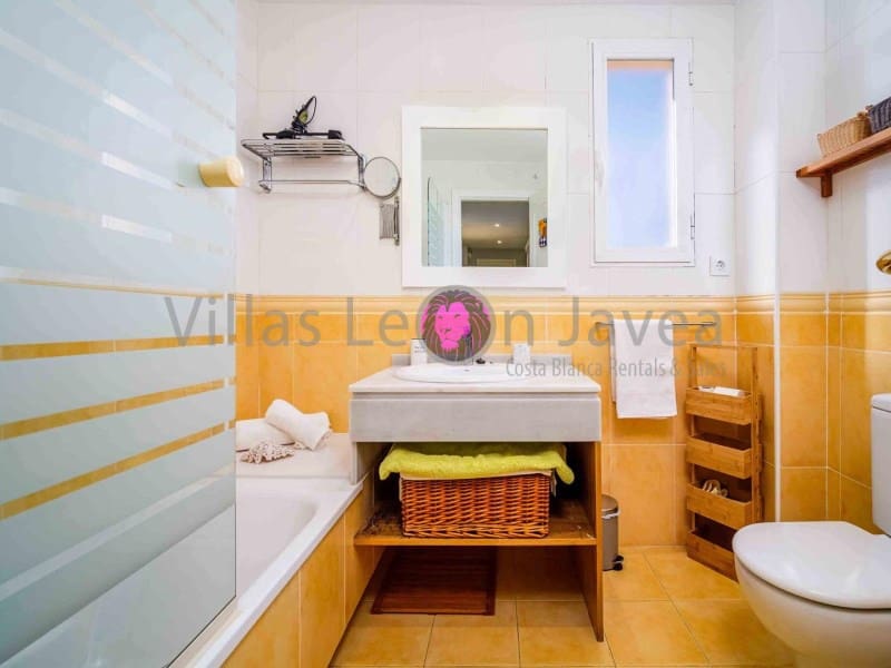 Appartement de 3 chambres à louer à Javea / Xabia avec piscine garage - 1 830 € (Ref: 9723598)