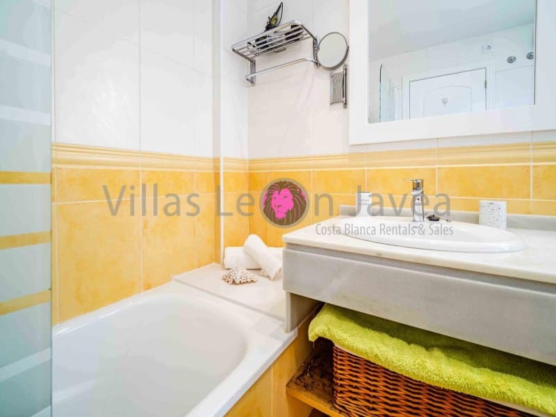 Appartement de 3 chambres à louer à Javea / Xabia avec piscine garage - 1 830 € (Ref: 9723598)