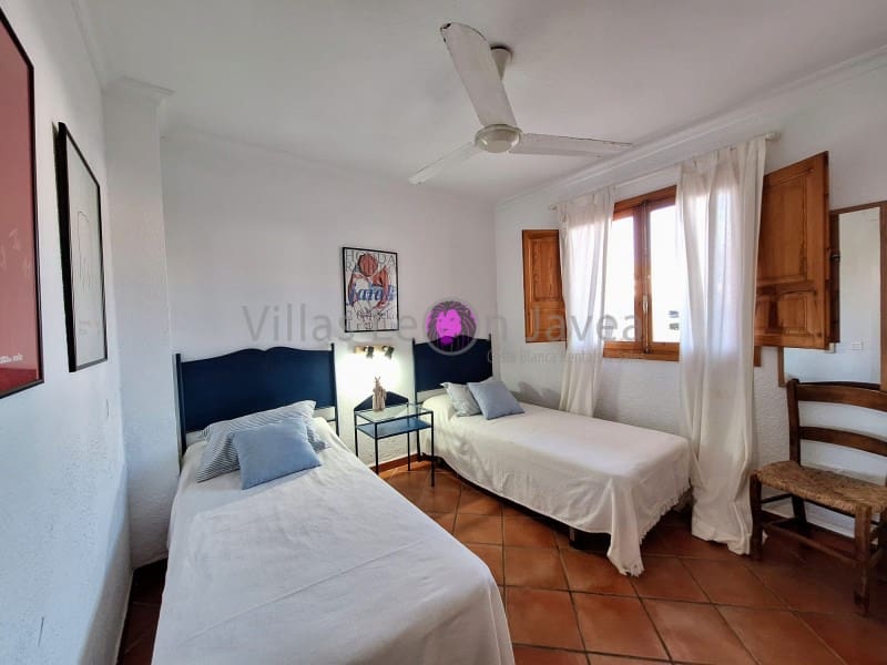 3 bedroom Apartment for rent in Javea / Xabia with pool garage - € 1,250 (Ref: 9723599)