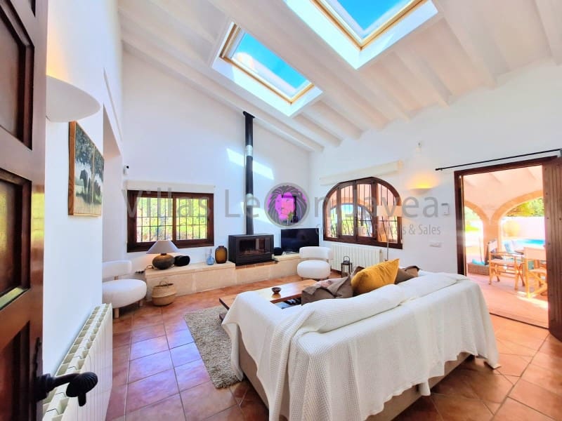 Villa/Maison de 3 chambres à louer à Javea / Xabia avec piscine - 2 690 € (Ref: 9723600)