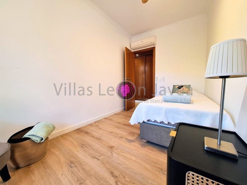 3 bedroom Apartment for rent in Javea / Xabia with pool garage - € 1,330 (Ref: 9723601)