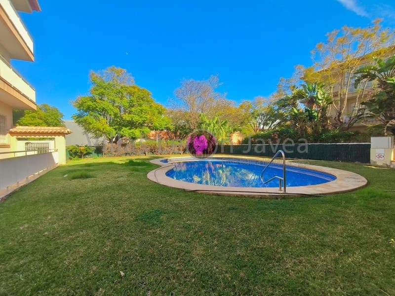 3 bedroom Apartment for rent in Javea / Xabia with pool garage - € 1,330 (Ref: 9723601)