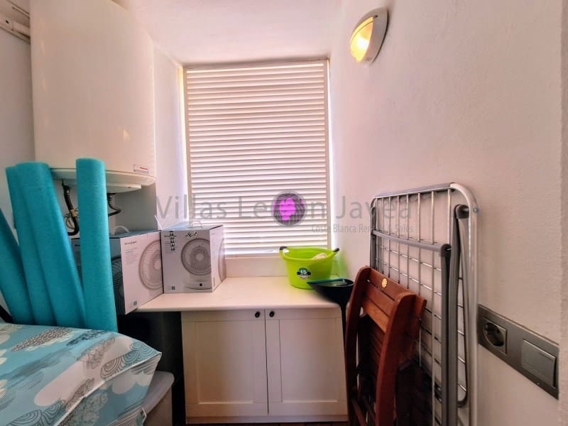 Apartamento de 3 habitaciones en Javea / Xàbia en alquiler con piscina garaje - 1.400 € (Ref: 9723602)