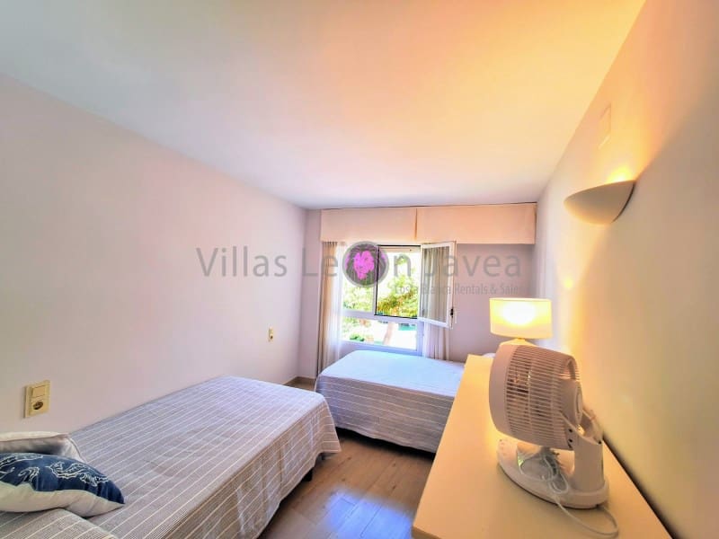 Apartamento de 3 habitaciones en Javea / Xàbia en alquiler con piscina garaje - 1.400 € (Ref: 9723602)