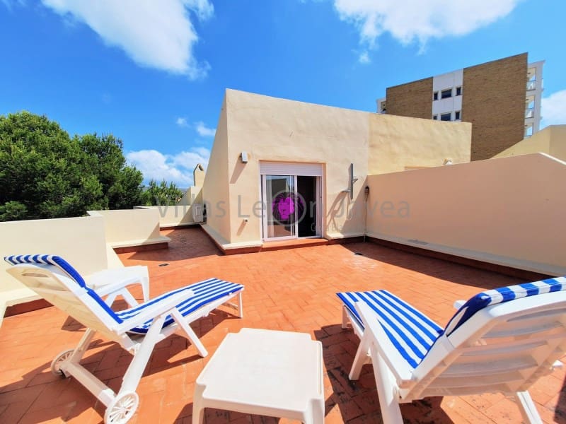 Apartamento de 3 habitaciones en Javea / Xàbia en alquiler con piscina garaje - 1.400 € (Ref: 9723602)