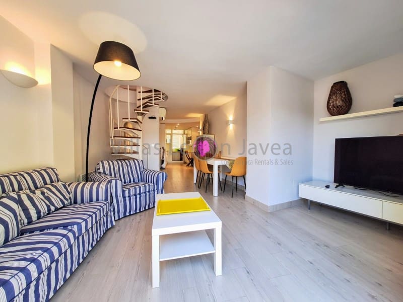 Apartamento de 3 habitaciones en Javea / Xàbia en alquiler con piscina garaje - 1.400 € (Ref: 9723602)