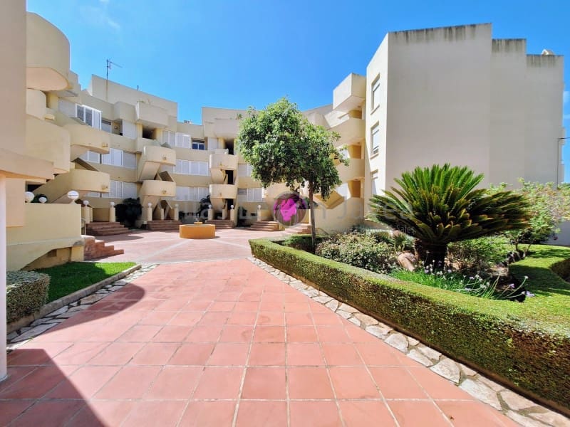 Apartamento de 3 habitaciones en Javea / Xàbia en alquiler con piscina garaje - 1.400 € (Ref: 9723602)