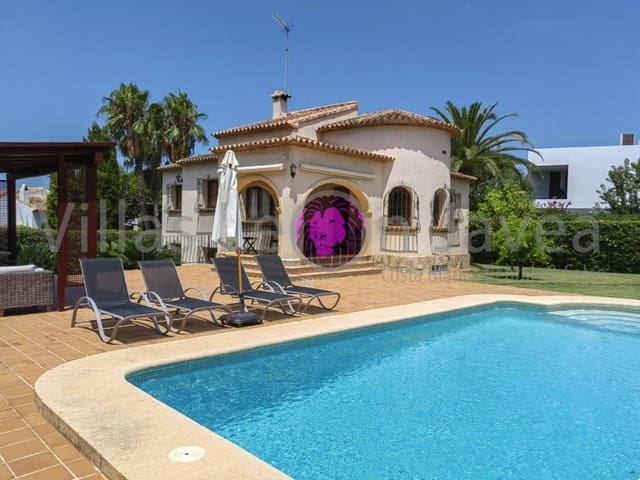 Villa/Maison de 3 chambres à louer à Cap Martí - El Tossalet - Pinomar, Javea / Xàbia avec piscine - 2 000 € (Ref: 9723603)