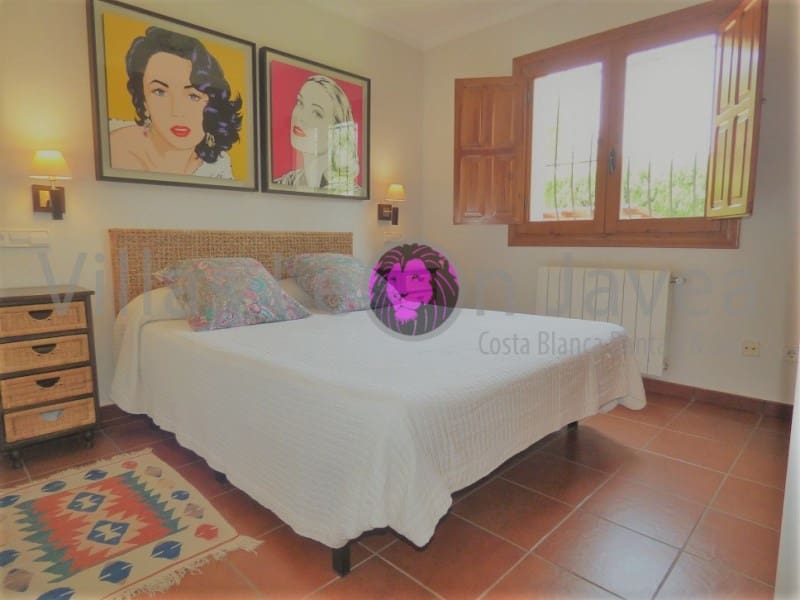 Villa/Maison de 3 chambres à louer à Javea / Xabia avec piscine - 2 000 € (Ref: 9723603)