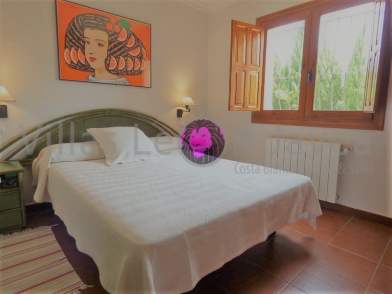 Villa/Maison de 3 chambres à louer à Javea / Xabia avec piscine - 2 000 € (Ref: 9723603)