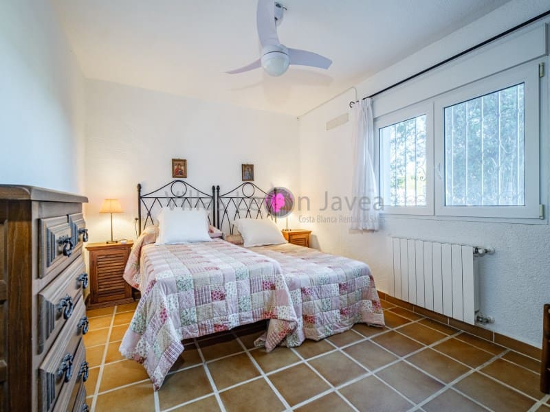 Villa/Maison de 6 chambres à louer à Javea / Xabia avec piscine - 3 700 € (Ref: 9723605)