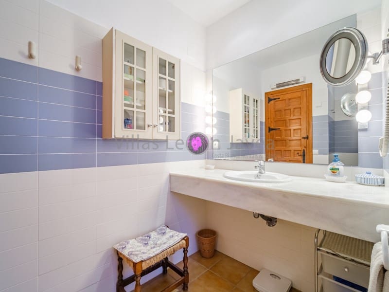 Villa/Maison de 6 chambres à louer à Javea / Xabia avec piscine - 3 700 € (Ref: 9723605)