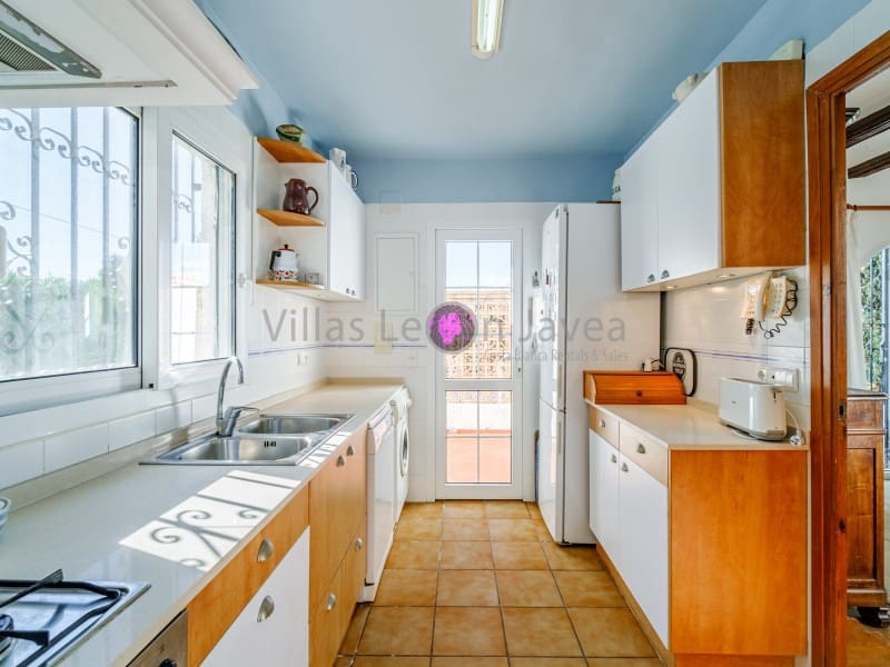 Villa/Maison de 6 chambres à louer à Javea / Xabia avec piscine - 3 700 € (Ref: 9723605)