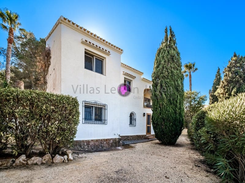 Villa/Maison de 6 chambres à louer à Javea / Xabia avec piscine - 3 700 € (Ref: 9723605)