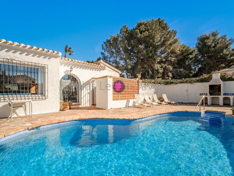Villa/Maison de 6 chambres à louer à Javea / Xabia avec piscine - 3 700 € (Ref: 9723605)