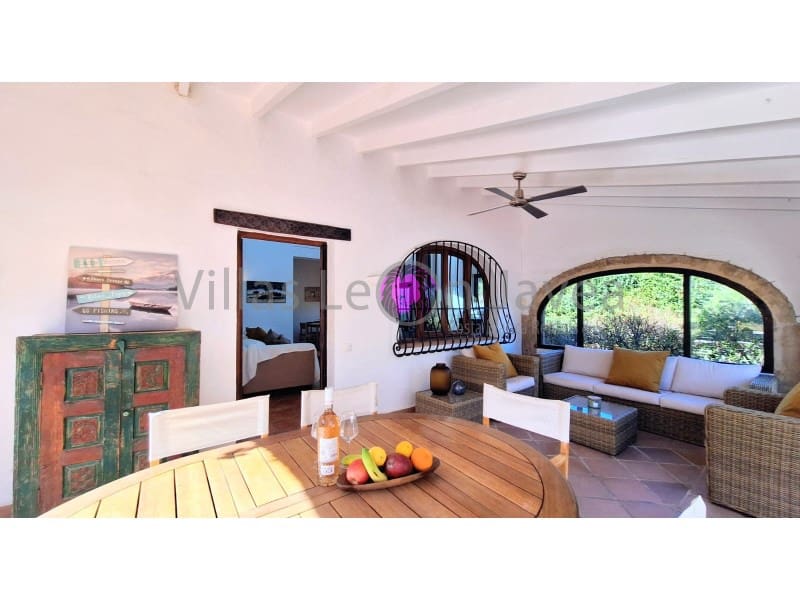 Villa/Maison de 3 chambres à louer à Javea / Xabia avec piscine - 1 750 € (Ref: 9723607)