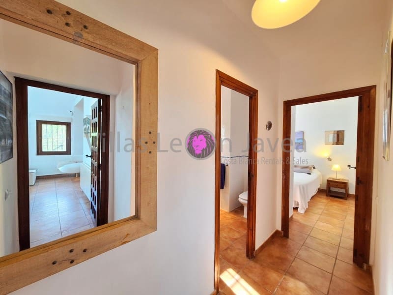 Villa/Maison de 3 chambres à louer à Javea / Xabia avec piscine - 1 750 € (Ref: 9723607)