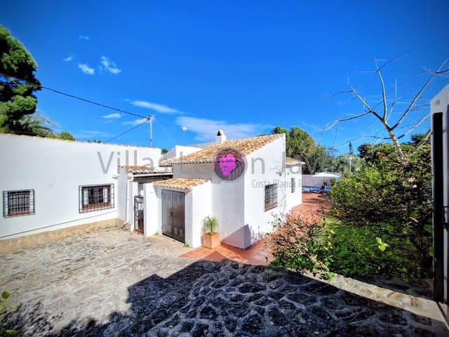 Villa/Maison de 3 chambres à louer à Cap Martí - El Tossalet - Pinomar, Javea / Xàbia avec piscine - 1 750 € (Ref: 9723607)