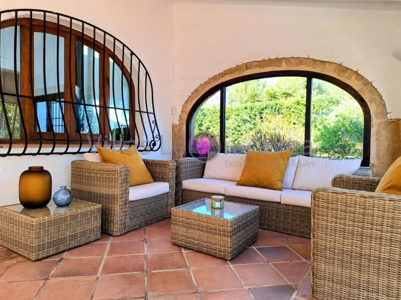 Villa/Maison de 3 chambres à louer à Javea / Xabia avec piscine - 1 750 € (Ref: 9723607)