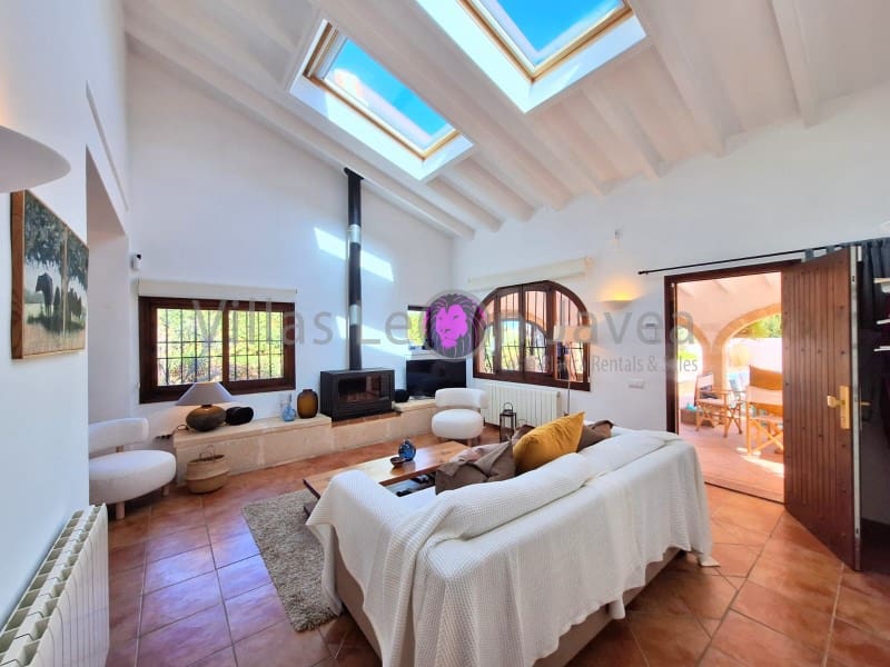 Villa/Maison de 3 chambres à louer à Javea / Xabia avec piscine - 1 750 € (Ref: 9723607)